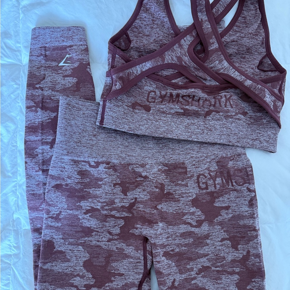 Gymshark purple camo women’s set